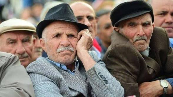 Emeklinin Bayram İkramiyesi Belli Oldu