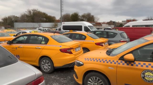 Denetimler sıkılaşınca otoparklar taksilerle dolup taştı