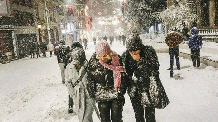 İstanbul'a çok şiddetli kar geliyor! Tarih belli