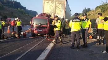 Çekmeköy'de feci kaza: Biri bebek 3 kişi hayatını kaybetti
