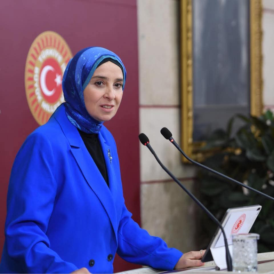 DEVA Partili Elif Esen: “Yurtlarda sıcak su lüks değil, yaşam hakkıdır; İhmalleriniz can aldı!”
