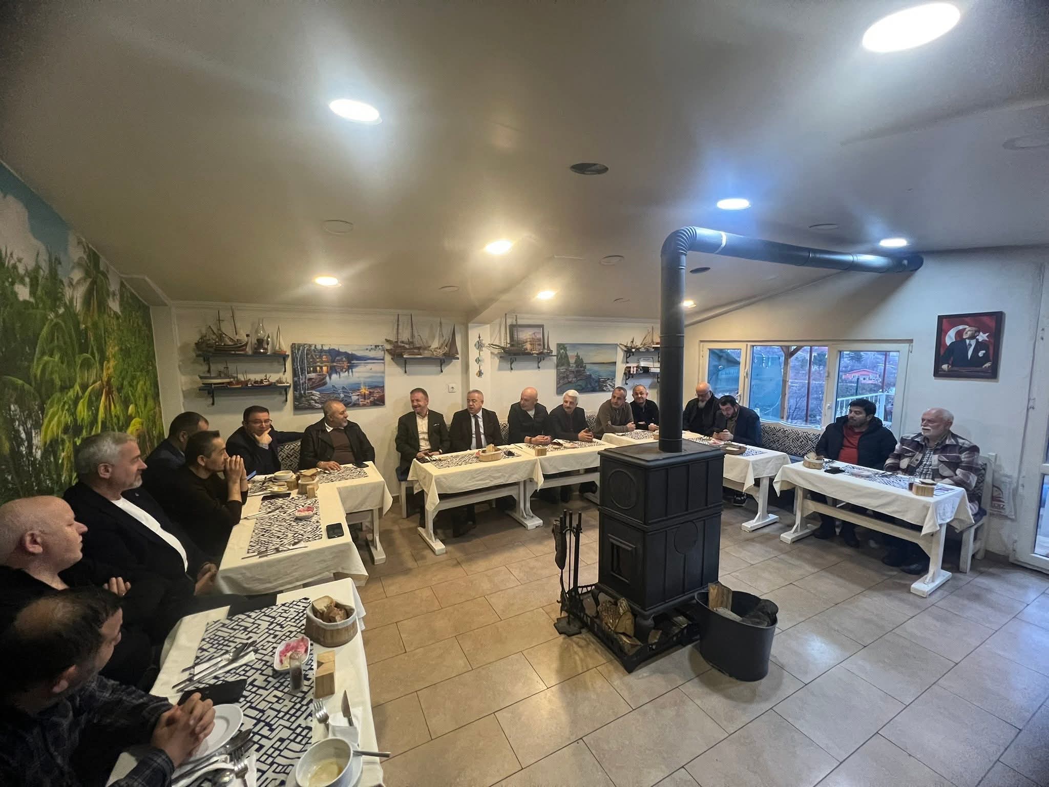 Çekmeköy’de Anlamlı Buluşma: Gazeteciler ve İdareciler Aynı Sofrada Buluştu
