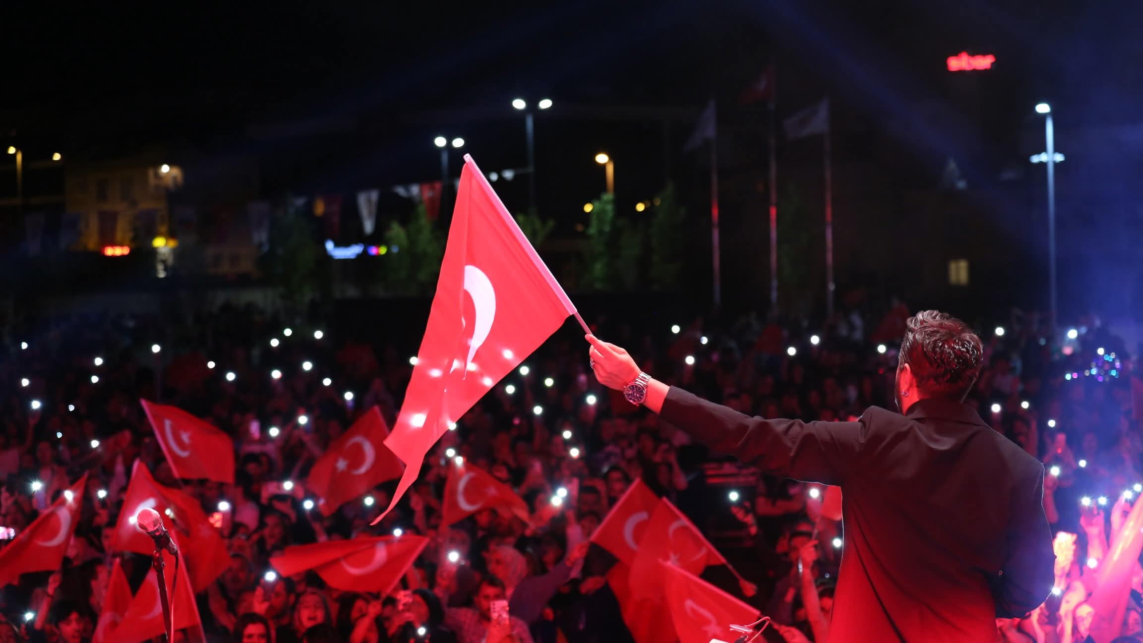 Çekmeköy’de 19 Mayıs coşkusu Kent Park’ta yaşandı