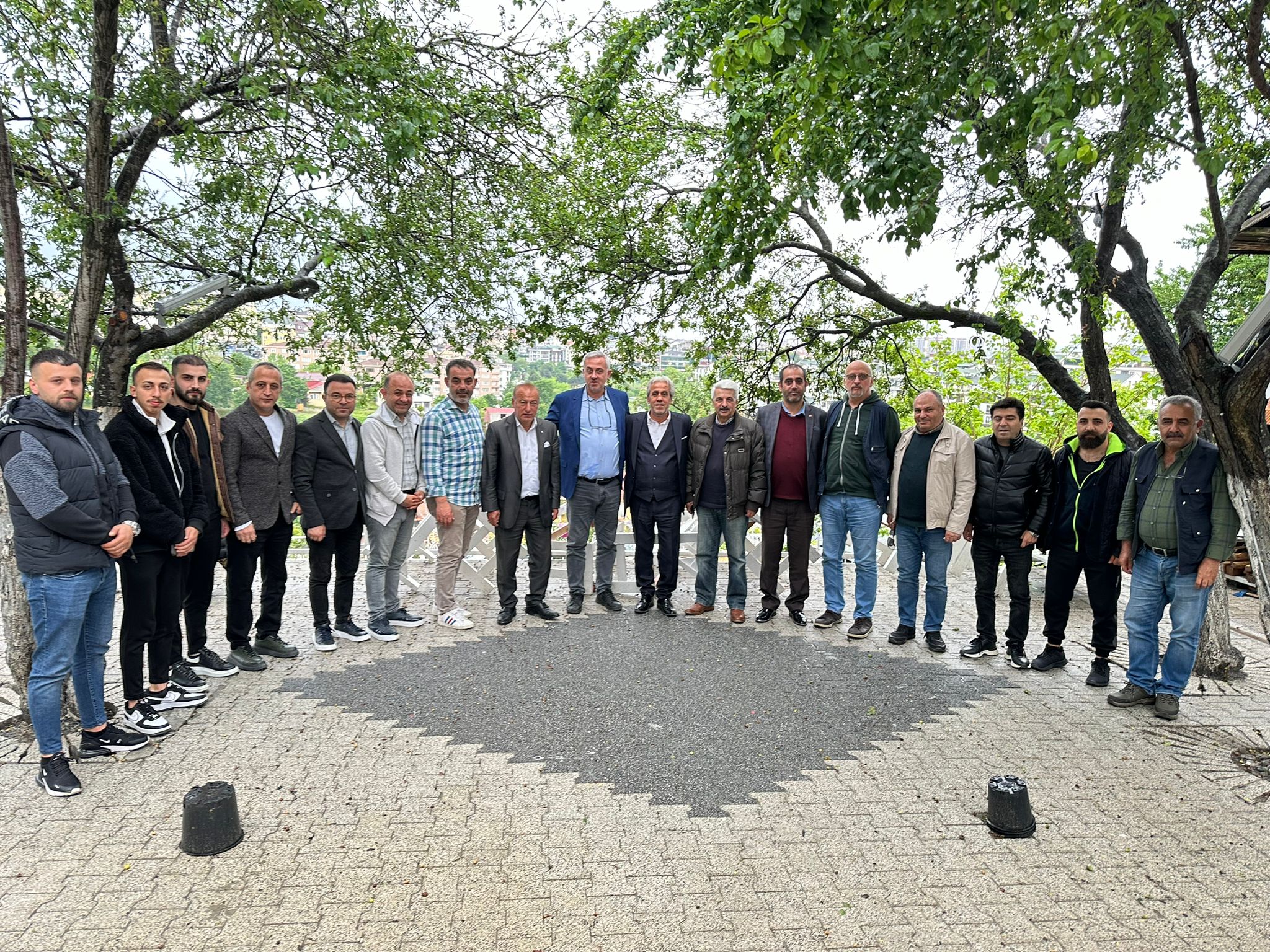 ÇEKMÜDER' in emektar ismi Yüksel Evsen başkanlığa aday oldu