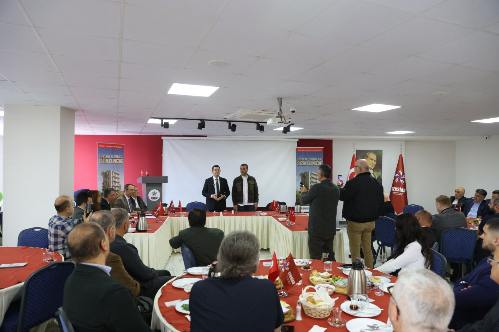 ÇEKSİAD’da Kentsel Dönüşüm Brifingi: İş Dünyasına “Ortak Akıl” Çağrısı