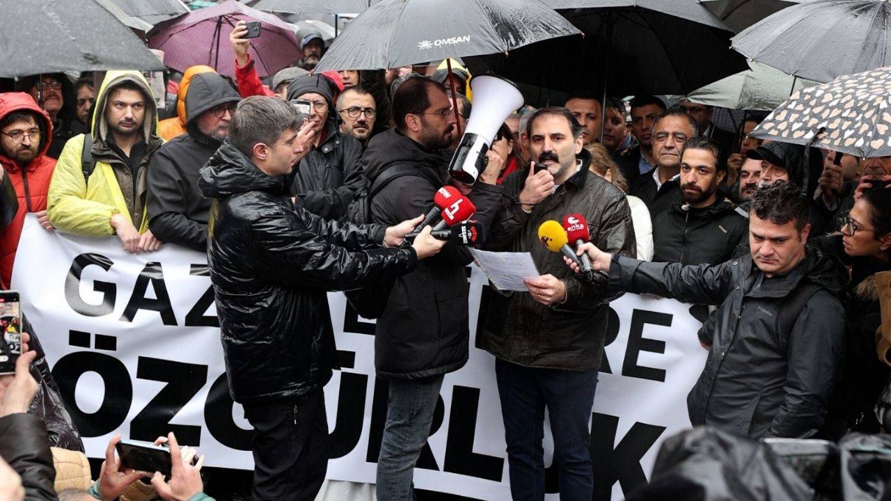 Tutuklu Gazeteciler İçin Kadıköy'de Eylem: 