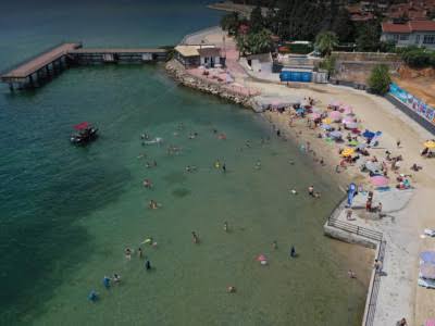 İşgal edilen Tuzla Halk Plajı kullanıma yeniden açıldı