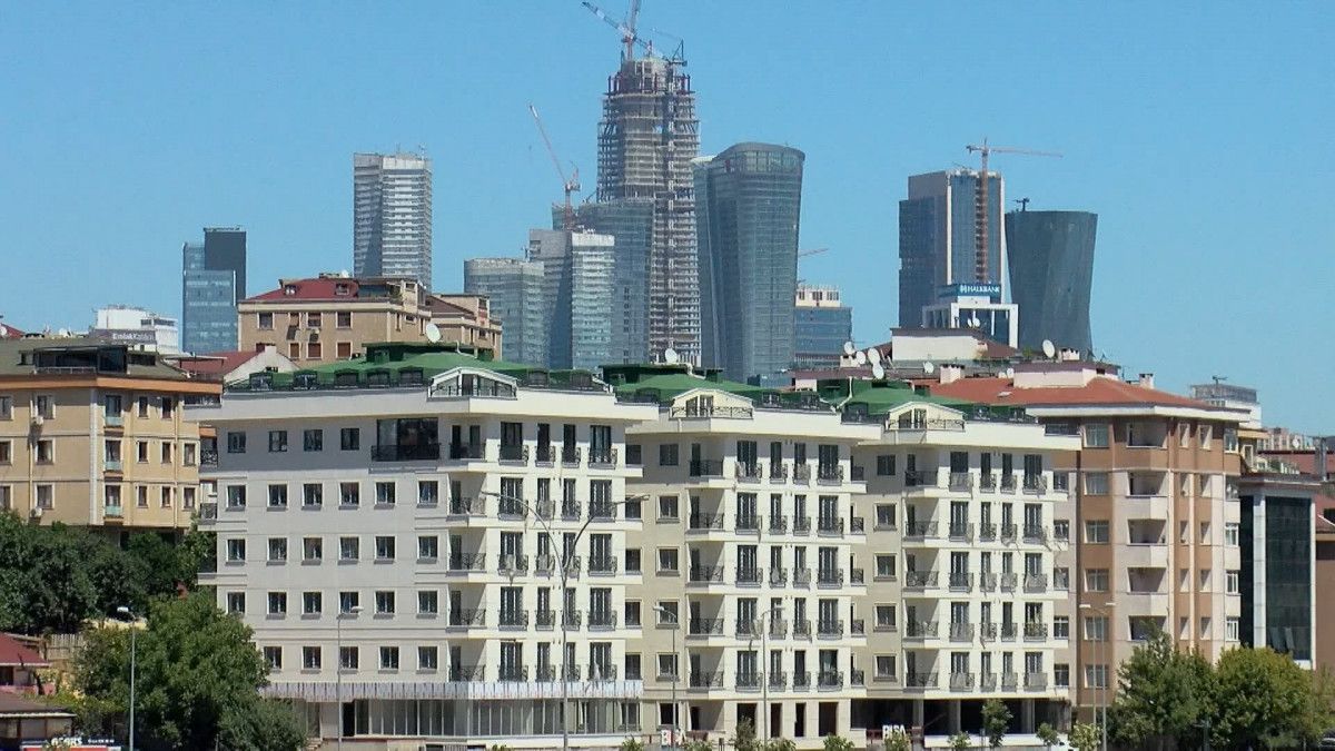 İstanbul’da Sitelerde Yüksek Aidatlar İsyan Ettiriyor..