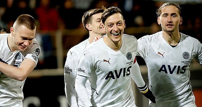 Son dakika Mesut Özil haberi: Fenerbahçe'de flaş Mesut Özil gelişmesi! Çalışmalara başladı mı?