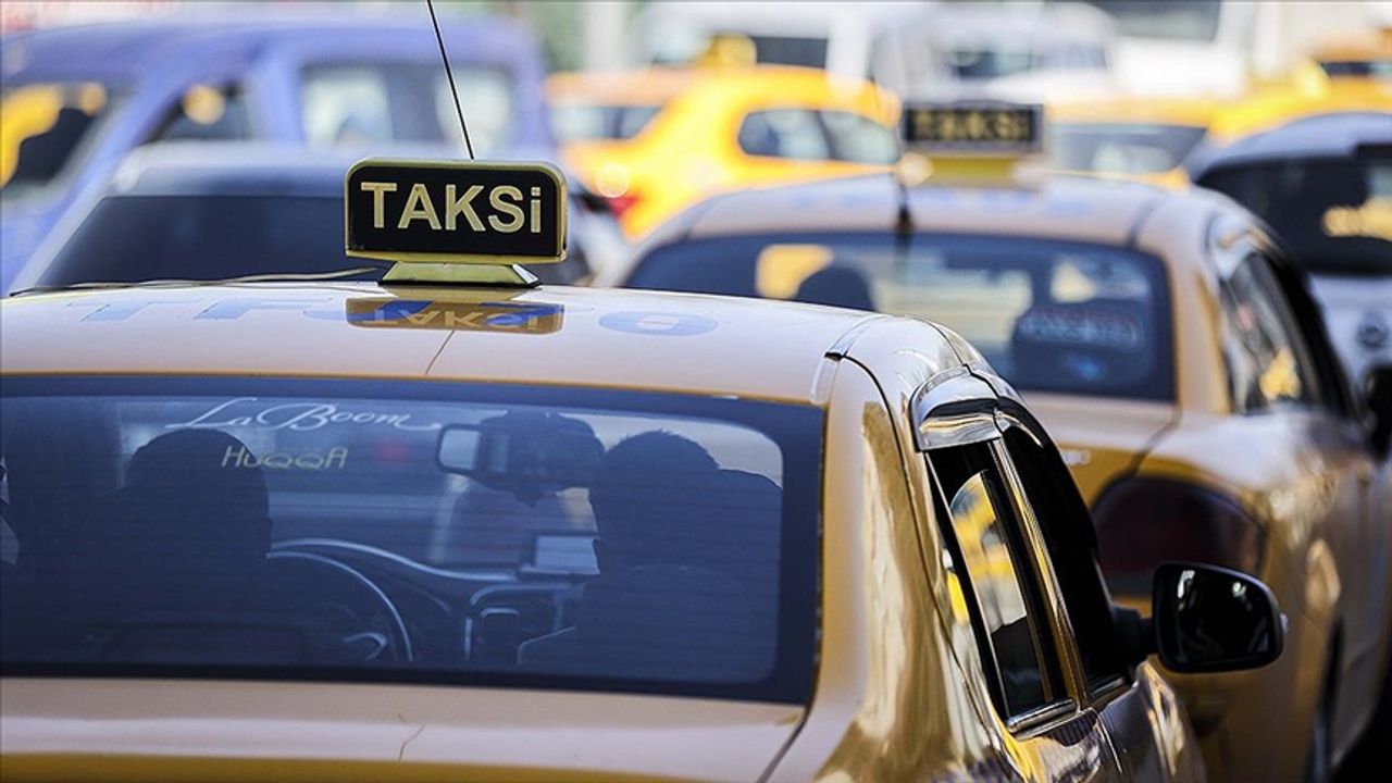 İstanbul'da taksi ücretlerine zam geldi. 